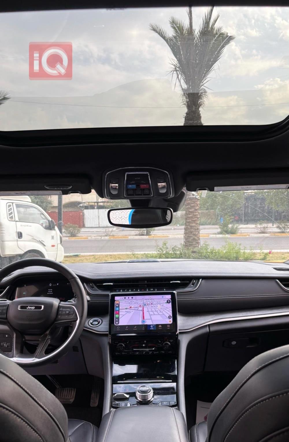 جیپ گراند شیرۆکی